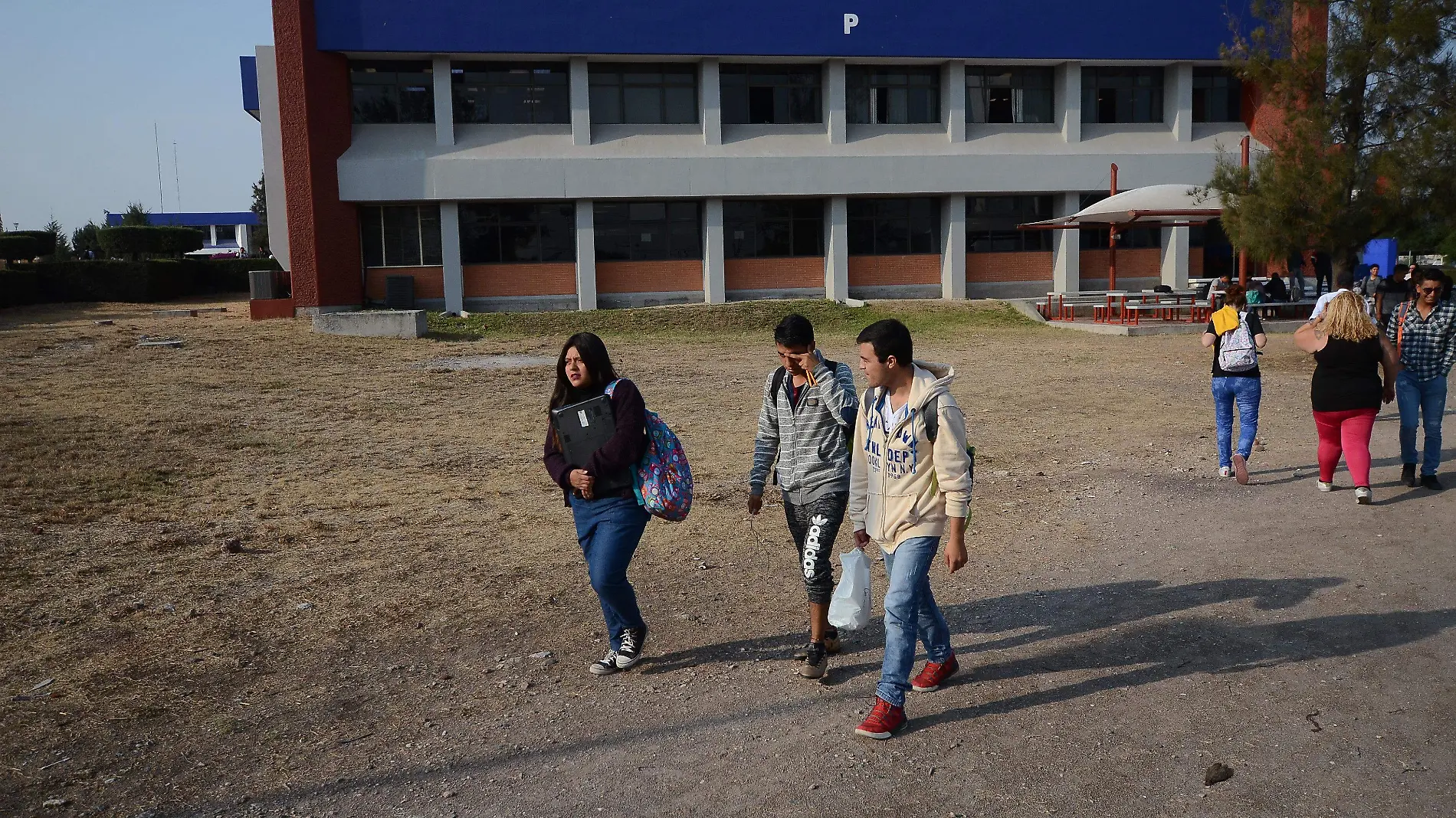 Ha dado bueno resultado la carrera a distancia que se implementó en el plantel.